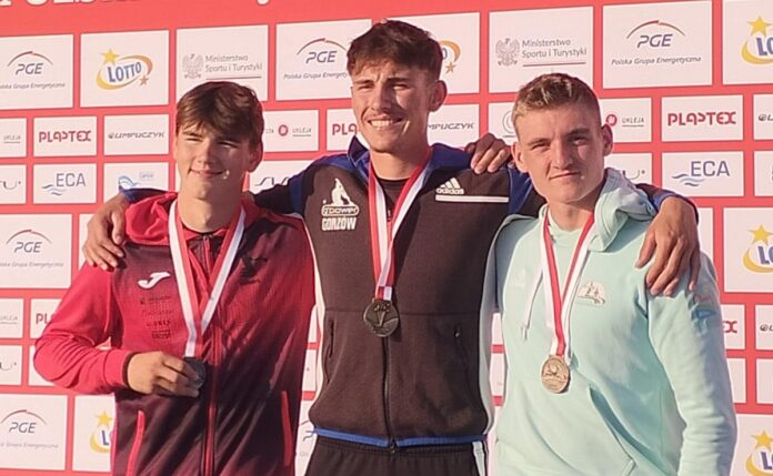 Damian Zawistowski na podium