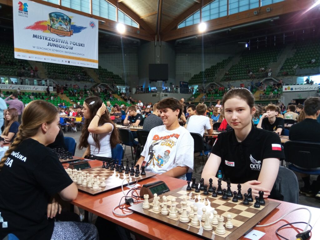 Anna Kawa z Olsztyna brązową medalistką Mistrzostw Polski Juniorów w szachach błyskawicznych