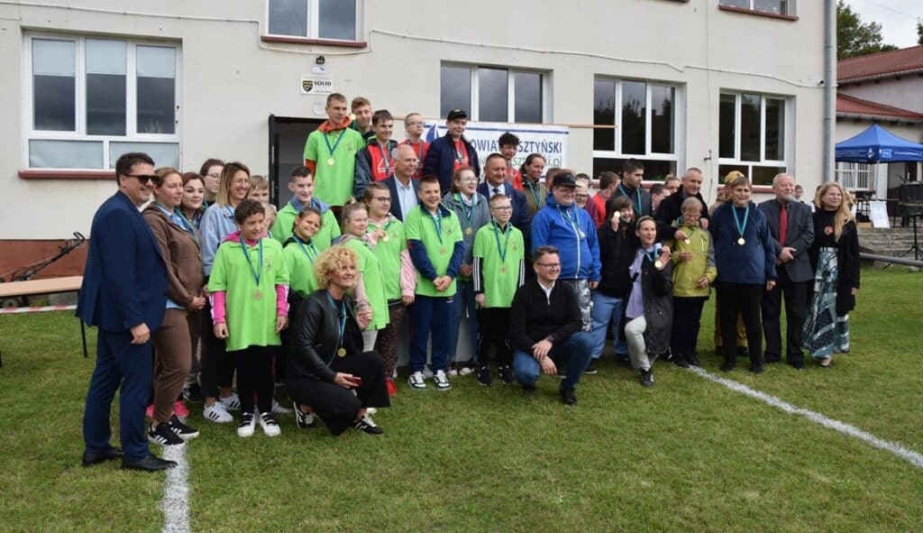 700 dzieci wystartowało w I Powiatowej Olimpiadzie Sportowej