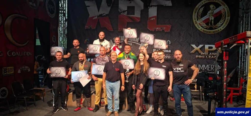 Policjant z Olsztyna na podium Pucharu Europy w martwym ciągu