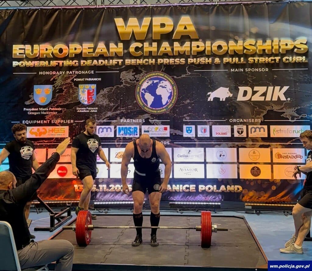 Rozbił bank na Mistrzostwach Europy! Policjant z Mazur zgarnia trzy złota