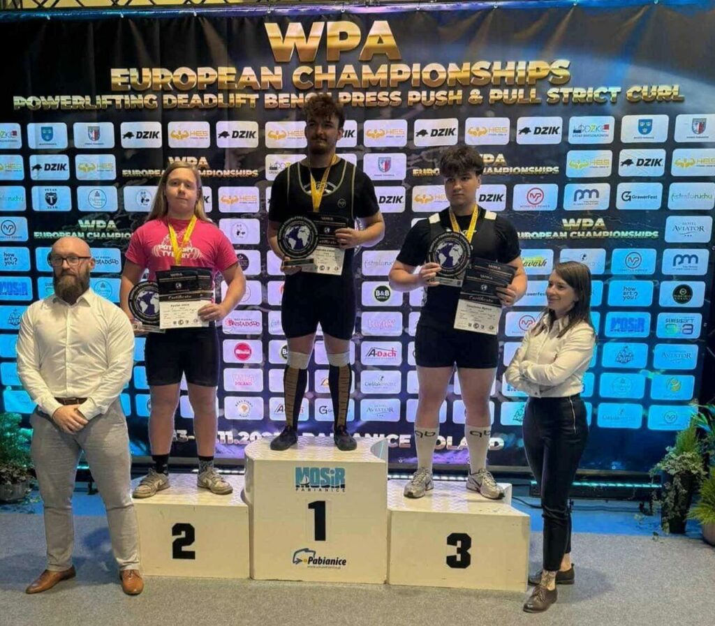 Mistrzostwo Europy dla Olsztyna: pięciu sportowców triumfuje w trójboju siłowym