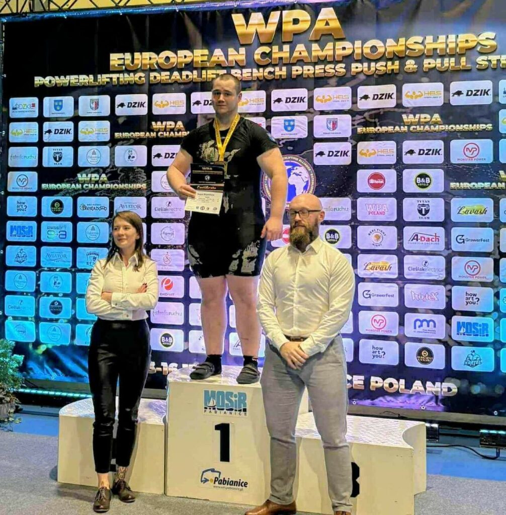 Mistrzostwo Europy dla Olsztyna: pięciu sportowców triumfuje w trójboju siłowym